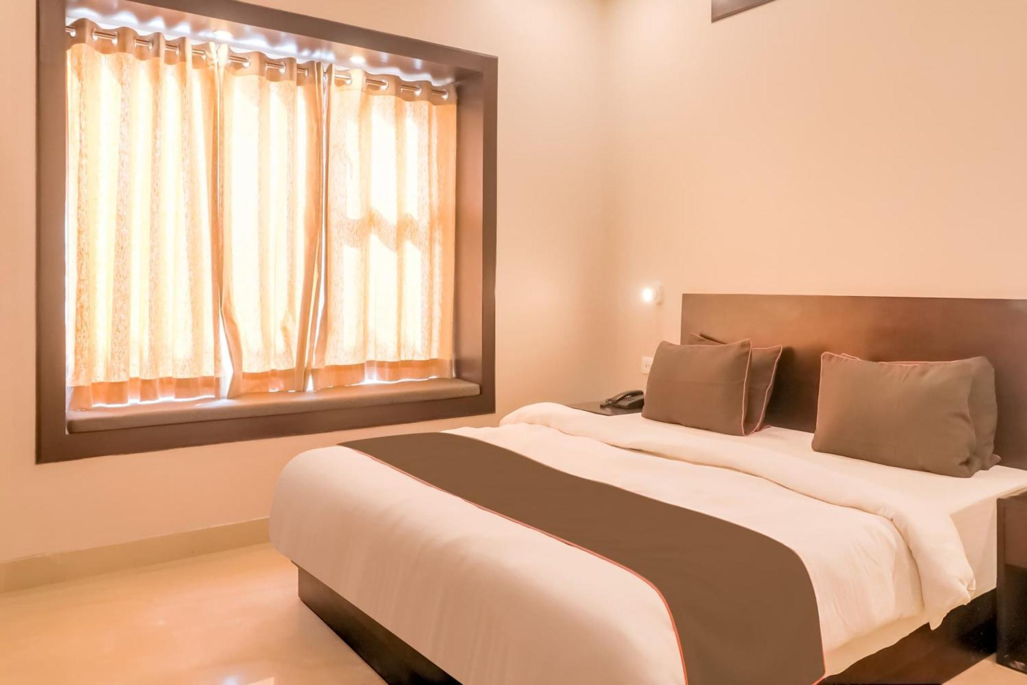 Townhouse Amaraa Farms Near Lulu Hypermarket Lucknow Ngoại thất bức ảnh