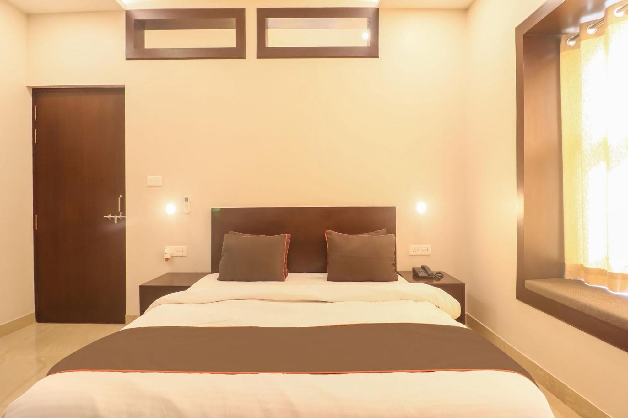 Townhouse Amaraa Farms Near Lulu Hypermarket Lucknow Ngoại thất bức ảnh