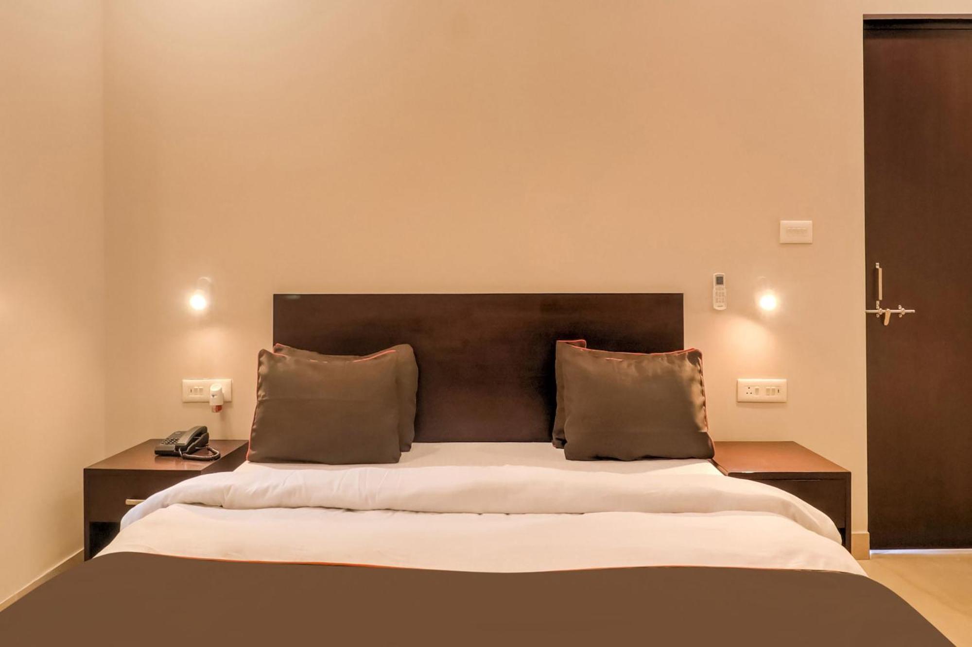 Townhouse Amaraa Farms Near Lulu Hypermarket Lucknow Ngoại thất bức ảnh