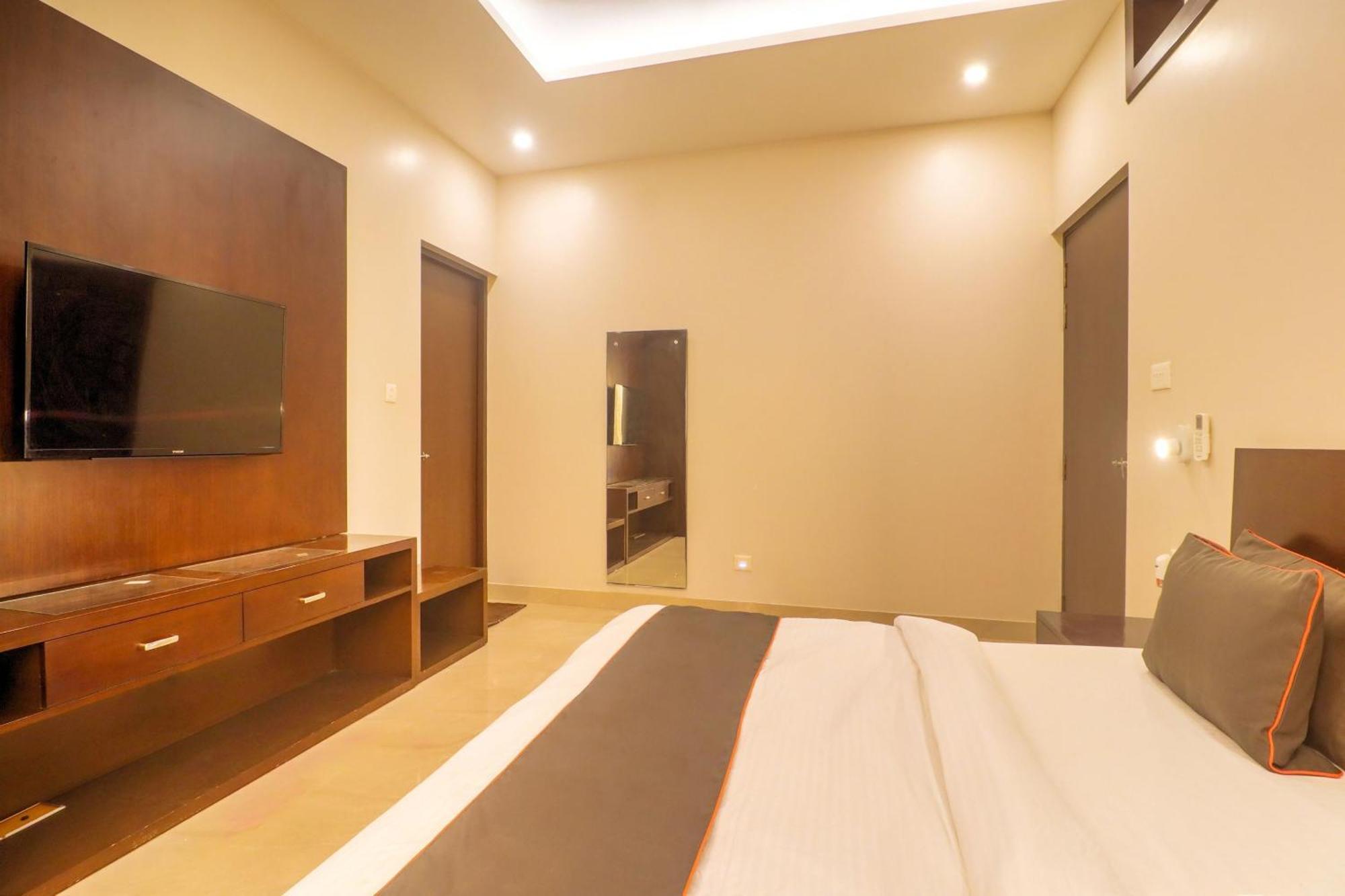 Townhouse Amaraa Farms Near Lulu Hypermarket Lucknow Ngoại thất bức ảnh