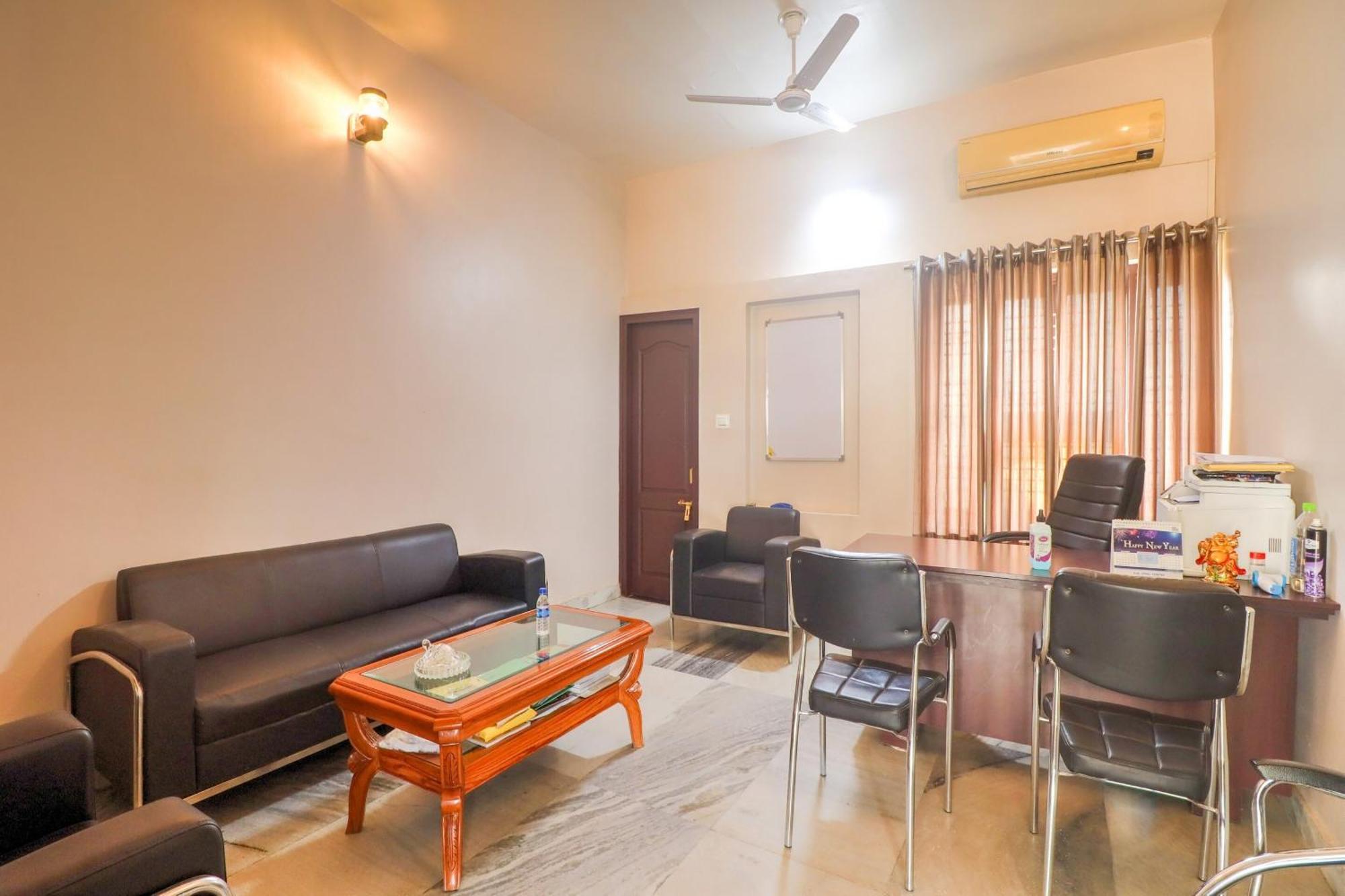 Townhouse Amaraa Farms Near Lulu Hypermarket Lucknow Ngoại thất bức ảnh