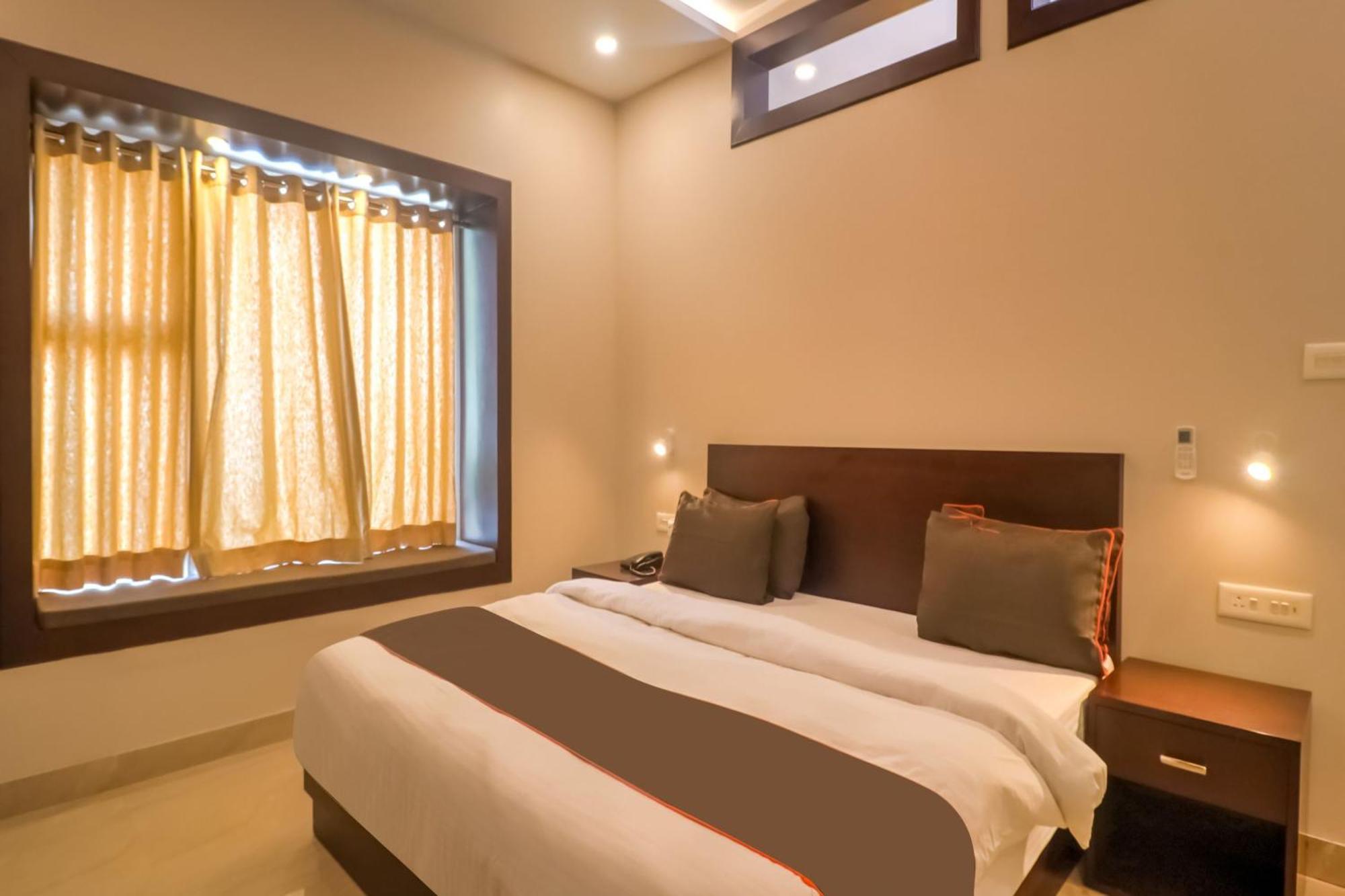 Townhouse Amaraa Farms Near Lulu Hypermarket Lucknow Ngoại thất bức ảnh